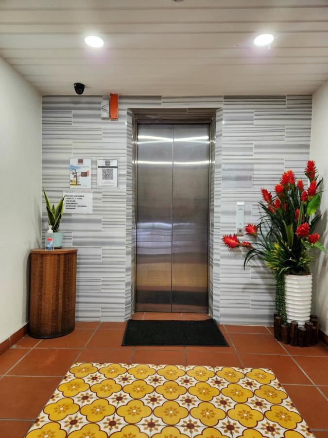 Hotel Uptown Eco