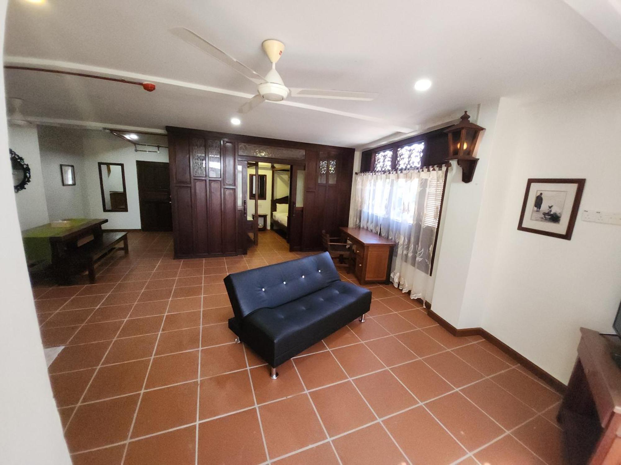 Uptown Eco Hotel